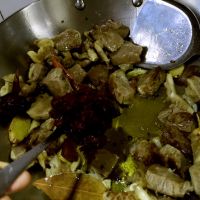 川味勁爆的紅燒牛肉制作全過(guò)程方法