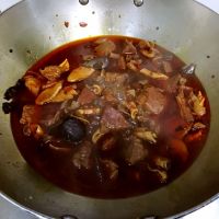 川味勁爆的紅燒牛肉制作全過(guò)程方法