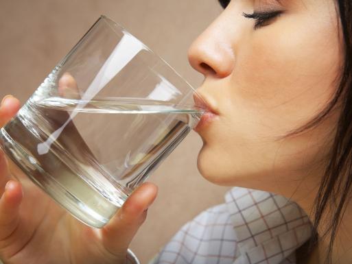 冬天里皮膚干燥應該如何是好?