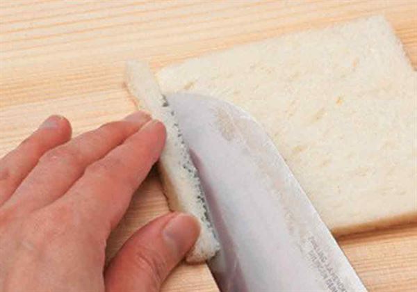 三明治怎么切 熱熱切、來回拉