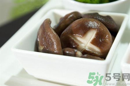 湯圓怎么吃不會(huì)胖?搭配無糖綠茶和烏龍茶好