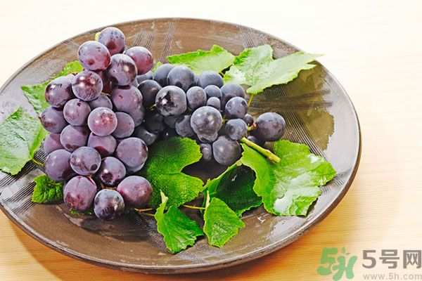 膽結(jié)石能吃葡萄嗎？膽結(jié)石患者吃葡萄好不好？