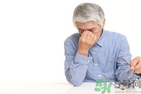 白內(nèi)障可以治愈嗎？白內(nèi)障癥狀有哪些？