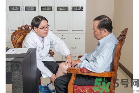 膝蓋痛怎么辦？膝蓋痛如何治療好？