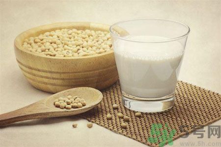 降低膽固醇的方法有哪些？降低膽固醇吃什么好？