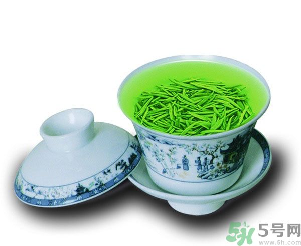 春天喝紅茶好不好？春天喝紅茶還是喝綠茶好呢？