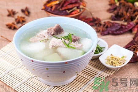 孕婦水腫怎么消除？孕婦水腫喝冬瓜排骨湯有效果嗎？