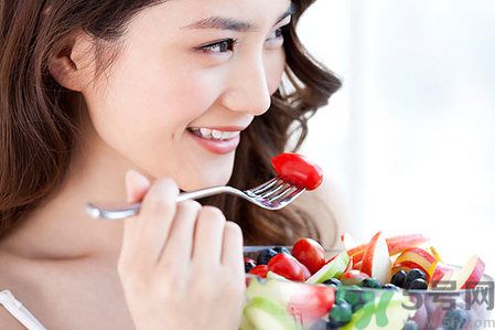 剖腹產(chǎn)后能吃蘋(píng)果嗎？剖腹產(chǎn)后能吃什么水果？