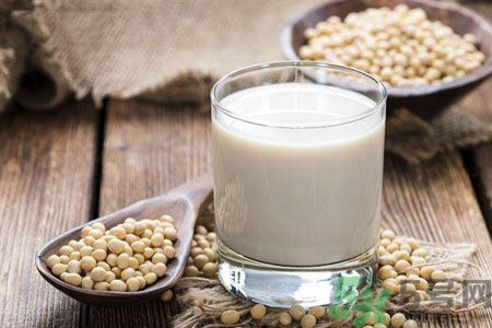 產(chǎn)后恢復身材怎么恢復？坐月子可以喝果汁嗎？