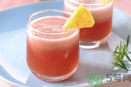 產(chǎn)后恢復身材怎么恢復？坐月子可以喝果汁嗎？
