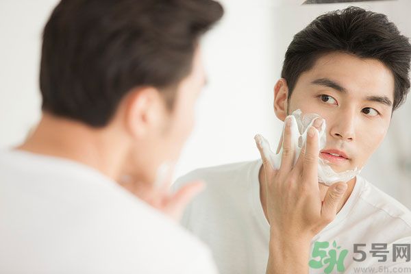 我16歲刮胡子還長個(gè)嗎？16歲刮胡子影不影響長高？