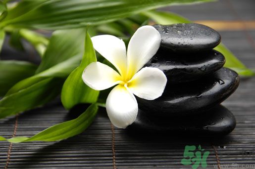 怎么知道體內(nèi)有濕氣？體內(nèi)有濕毒要怎么排出去？