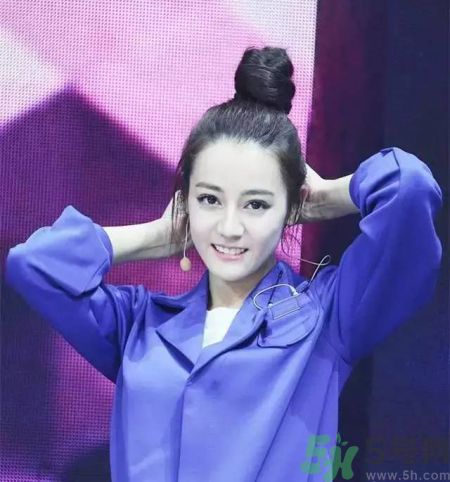 明星花式丸子頭引潮流 波叔這么萌你不愛嗎？