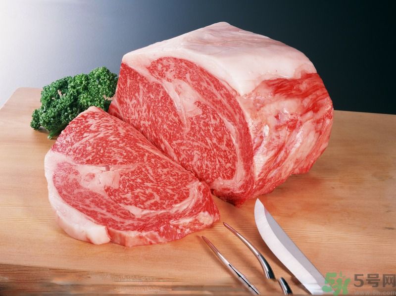 吃生肉長寄生蟲？哪些生肉吃了會致命？