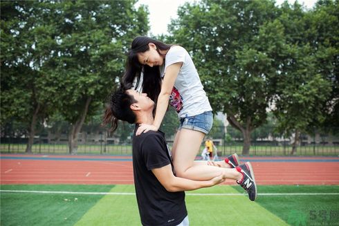 情侶最萌身高差是多少？女生多高最好？