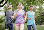 跑步前怎么熱身？跑步前拉抻運(yùn)動(dòng)圖解？