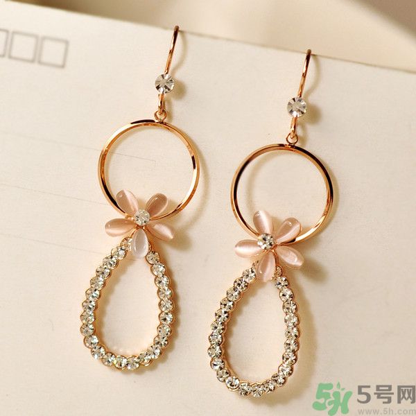 耳環(huán)適合臉型氣質(zhì)最重要？不同臉型適合什么耳環(huán)？