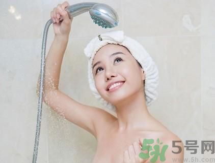 經(jīng)期可以洗澡嗎？經(jīng)期可以洗頭嗎？