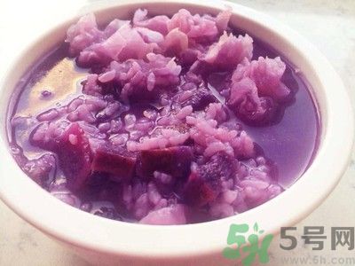 紫薯粥預(yù)防和治療100多種疾?。孔鲜砗贸詥?？