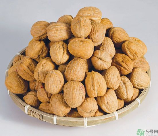 胡桃可以減肥嗎？吃胡桃有什么好處？
