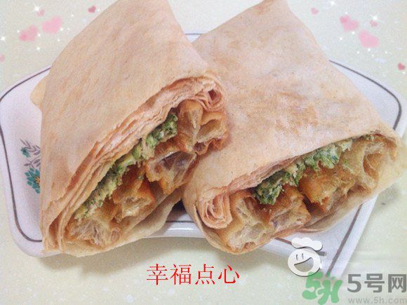 香椿雞蛋餅怎么做？香椿煎蛋餅做才能好吃？