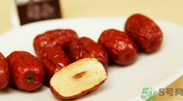高血脂可以吃核桃嗎？高血脂可以吃紅棗嗎？
