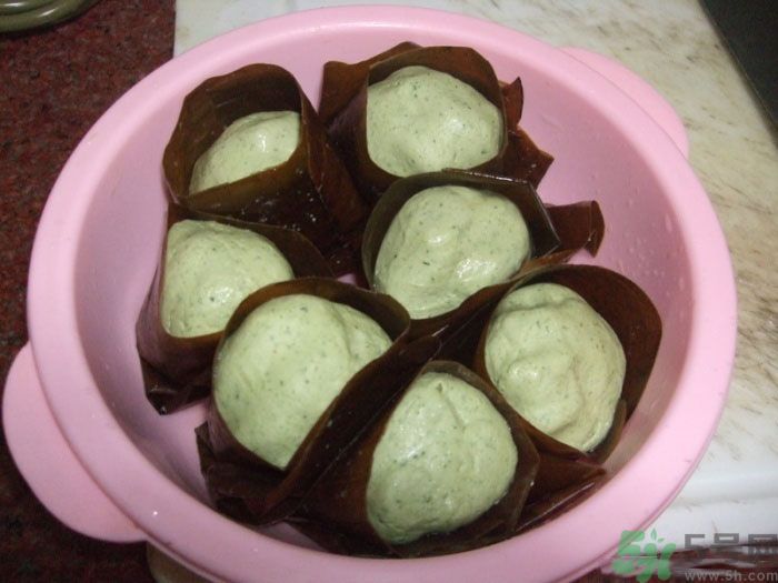 客家艾粄怎么做呢？艾粄怎么做才好吃？