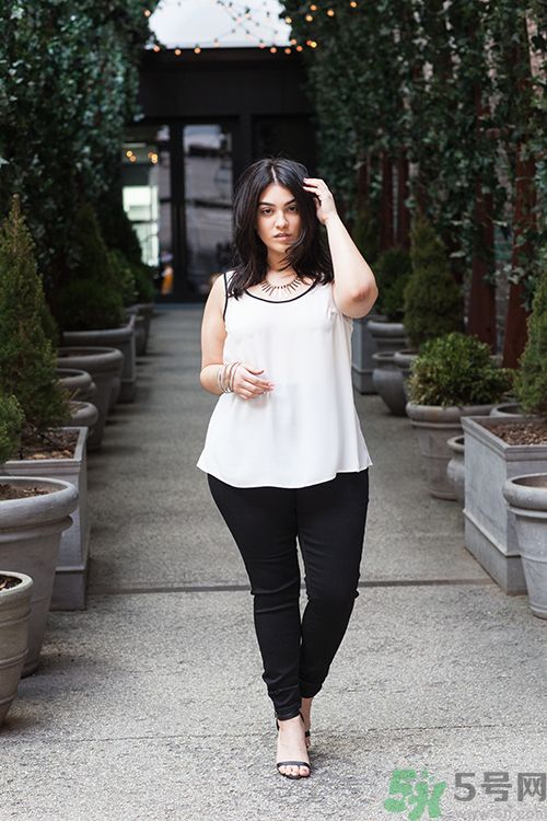 長得胖女生怎么穿衣服顯瘦？胖女孩穿什么褲子好？