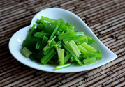 鼻炎能吃芹菜嗎？鼻炎吃芹菜好嗎？