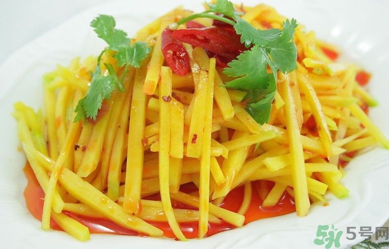 土豆絲和土豆片哪個更好吃？土豆片可以炒什么？
