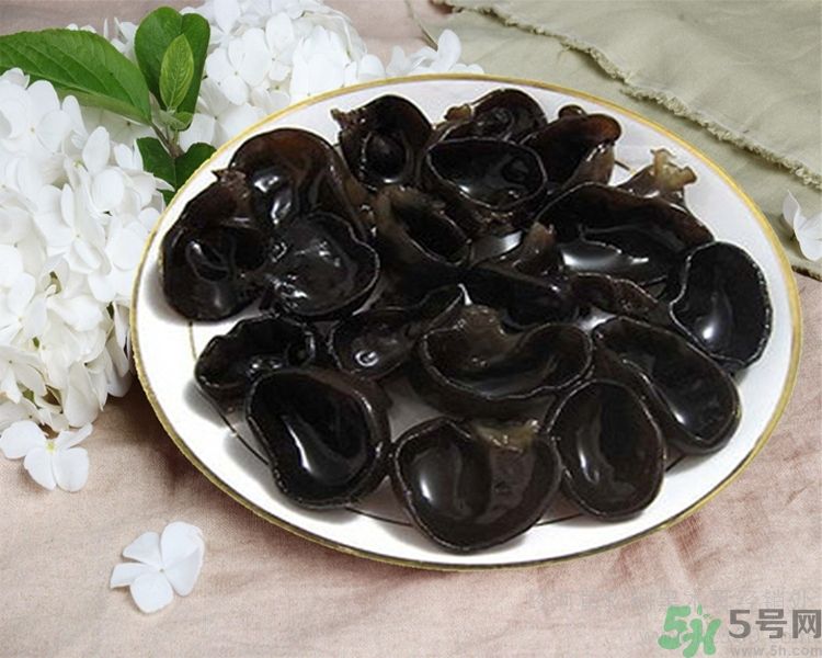 孕婦可以吃黑木耳嗎？孕婦不能吃黑木耳的原因？