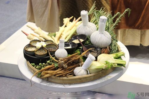 胃潰瘍吃什么藥？調(diào)理胃潰瘍的藥有哪些？