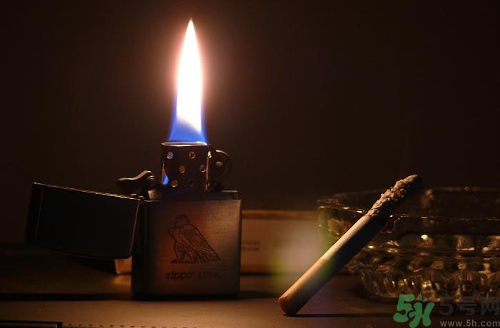 胃潰瘍可以抽煙嗎？胃潰瘍抽煙好嗎？