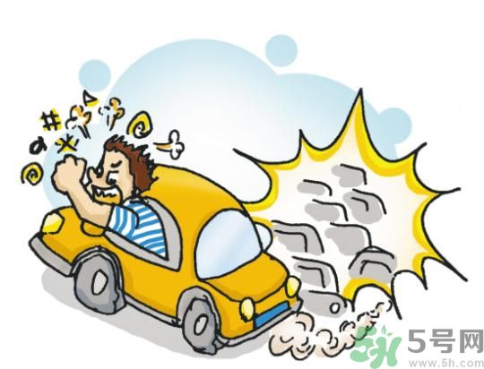 爸爸姐姐飛走了 發(fā)生車禍如何自救？