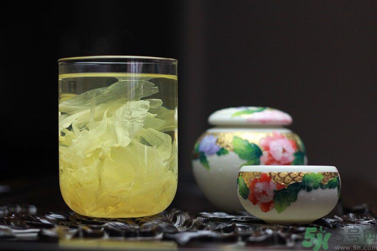 月經(jīng)期間可以喝牡丹花茶嗎？月經(jīng)期間和牡丹花茶好嗎？