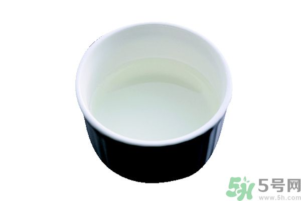 牛奶過期了還能怎么利用？牛奶能去魚腥味嗎？