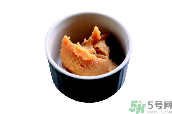 牛奶過期了還能怎么利用？牛奶能去魚腥味嗎？