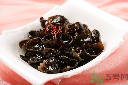 萵筍可以和木耳一起炒嗎？萵筍和木耳一起炒好嗎？