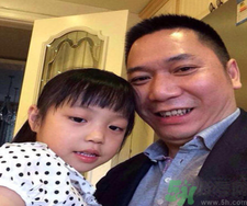 小四月是誰？小四月的爸爸是誰？