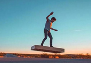 Hoverboard懸浮滑板國(guó)內(nèi)多少錢？懸浮滑板在哪可以買？