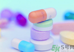 感冒藥退燒藥鎮(zhèn)痛藥能一起吃嗎?