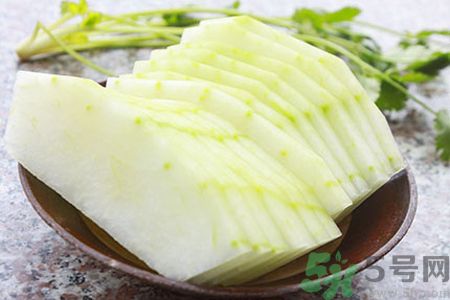 冬瓜可以去眼袋嗎？冬瓜怎么去眼袋？