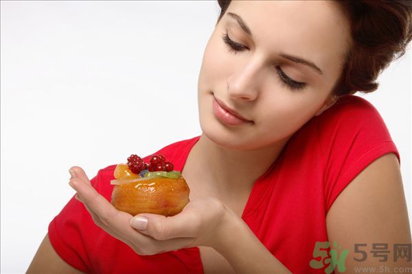 左撇子是天生還是遺傳的？左撇子是天生的嗎？