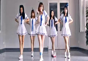校服帶反光標志防早戀是怎么回事？校服為什么要帶反光標志？