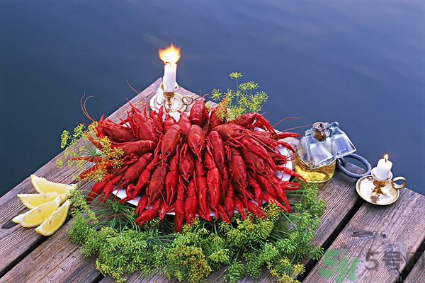 油燜大蝦為什么肉散了？油燜大蝦怎么做肉不散？