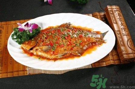 武昌魚是鳊魚嗎？武昌魚和鳊魚區(qū)別哪個好吃？