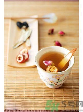 春天上火了喝什么茶好？喝什么茶快速消火？