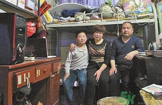 住窩棚夫婦倆十多年堅(jiān)守女兒失蹤路口 如何預(yù)防孩子走失？