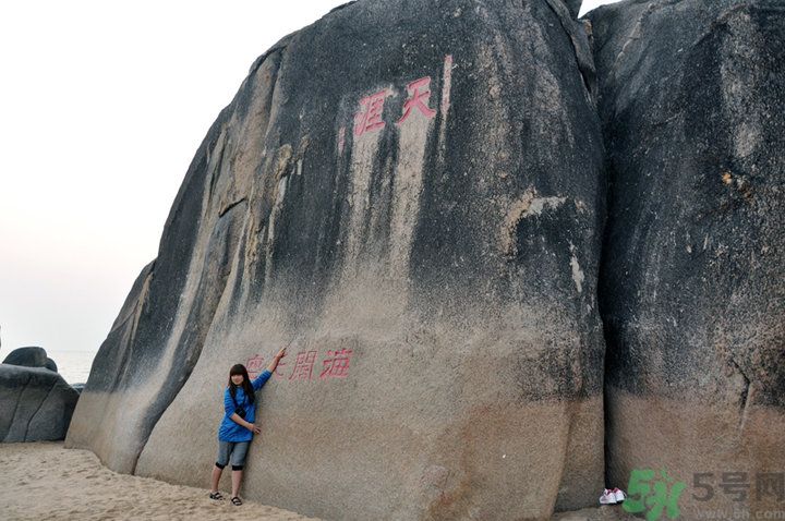 天涯海角附近有什么實(shí)惠吃海鮮的餐廳？天涯海角吃海鮮可以去那里？