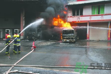 加油過滿汽車起火是怎么回事？汽車加油要注意什么？